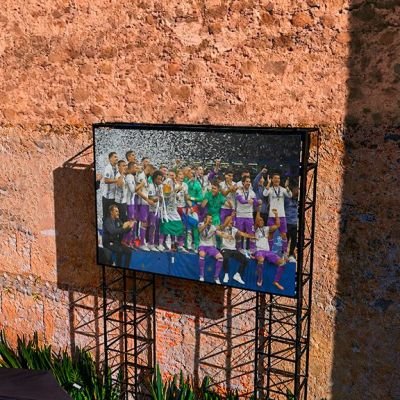 P856 - Pantalla Exterior Por los siglos de los siglos Café 1