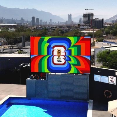 Pantalla Exterior P3.91 Alberca Hotel Tru Hilton 1